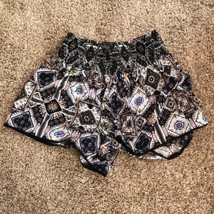 Altar’d state flowy shorts size medium
